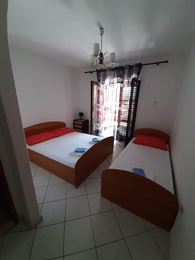 Apartments by the sea Podaca, Makarska - 2612 Bagian luar foto