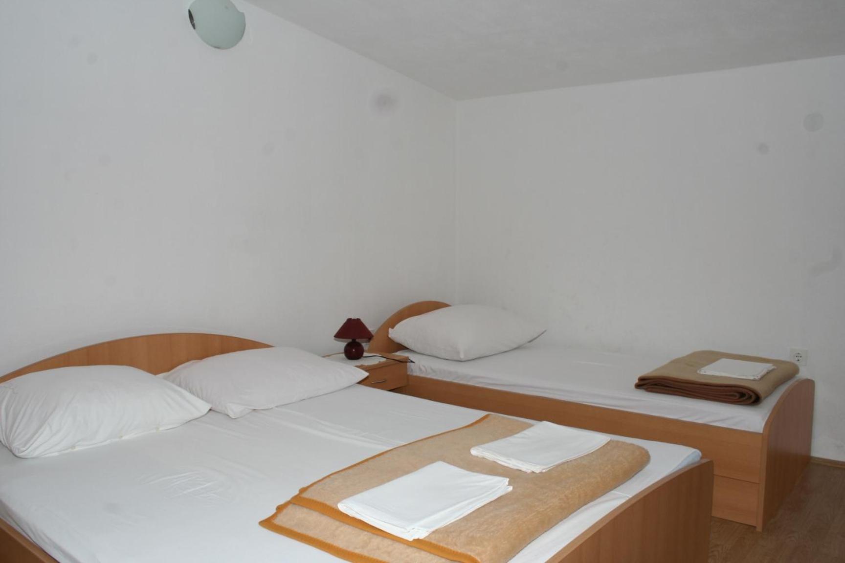 Apartments by the sea Podaca, Makarska - 2612 Ruang foto